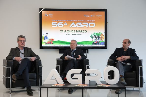 Robot dá boas-vindas a uma Agro à procura de 50 mil visitantes