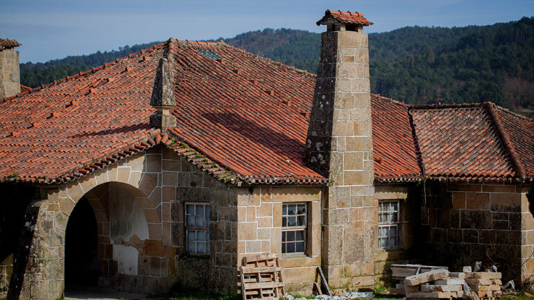 Melgaço concessiona casas de fronteira com a Galiza para projecto turístico