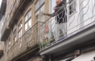 Eleições. Homem atira vaso e insulta comitiva de Pedro Nuno Santos em Guimarães (c/ vídeo)