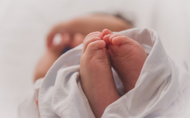 Menos bebés na União Europeia e mais em Portugal em 2022