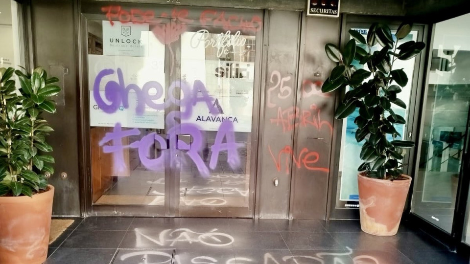 Sede do Chega no Porto vandalizada