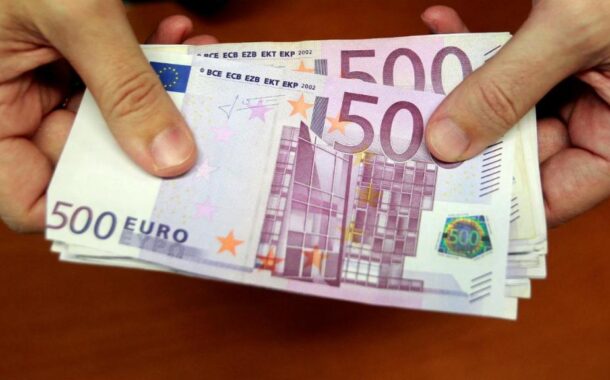 Idosa foi às compras com 1.600 euros em notas falsas