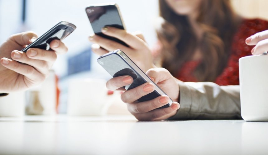 Um em cada cinco portugueses está em risco de desenvolver uma dependência do telemóvel