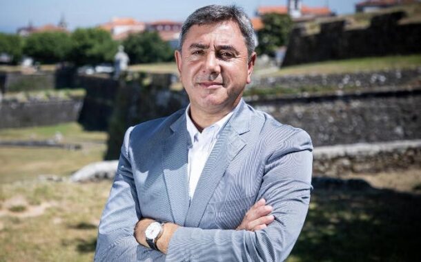 Ex-presidente da Câmara de Valença ‘manda’ no gabinete da ministra da Saúde