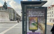 Climáximo volta a atacar: substitui cartazes publicitários na Baixa de Lisboa em protesto