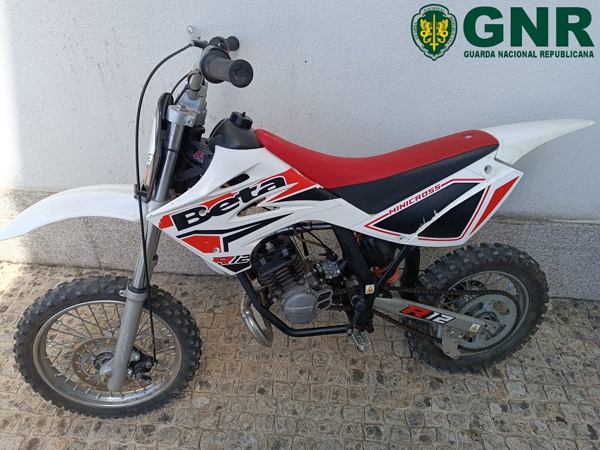 GNR recupera ´pit bike` furtada em Ponte da Barca