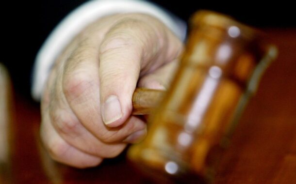 Emigrante enganava seguradoras com acidentes falsos. Acabou na prisão