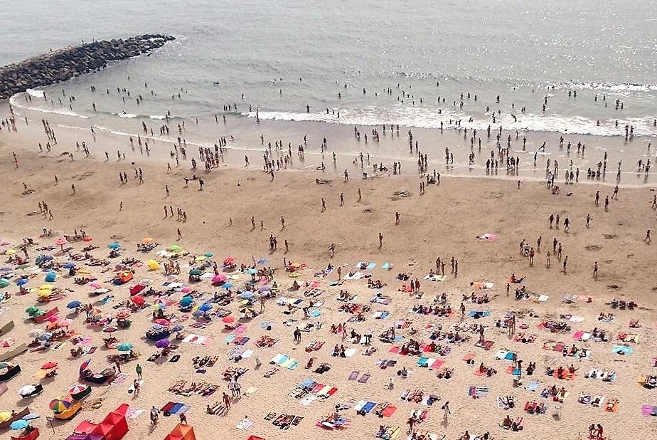Câmara de Esposende dá apoios para limpeza de equipamentos das praias e Castro de Lourenço