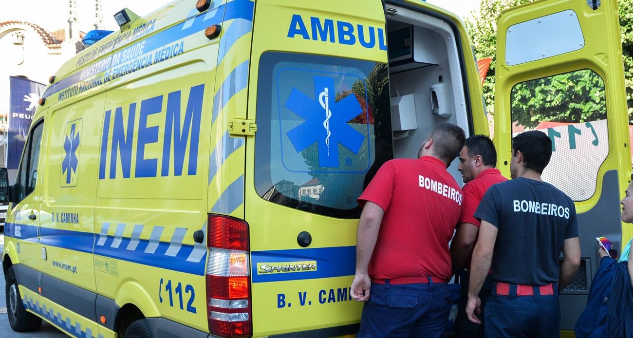 Caminha. Três crianças e um adulto feridos em colisão