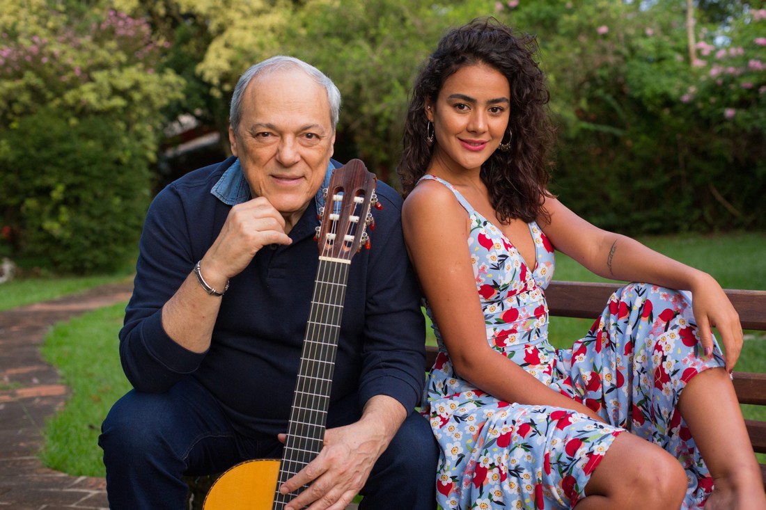 Toquinho (e Camilla Faustino) dia 18 no Forum Braga