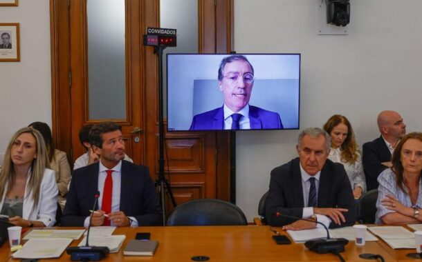 Partidos criticam silêncio de Nuno Rebelo de Sousa e admitem crime de desobediência