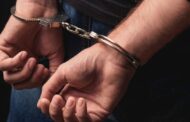 Finge ser polícia, revista homem com droga e rouba-lhe 300 euros. Acabou detido