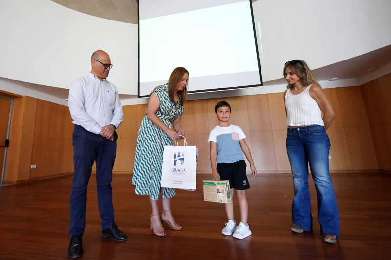 Jardim de Infância de Picoto vence Concurso História do Frutinhas