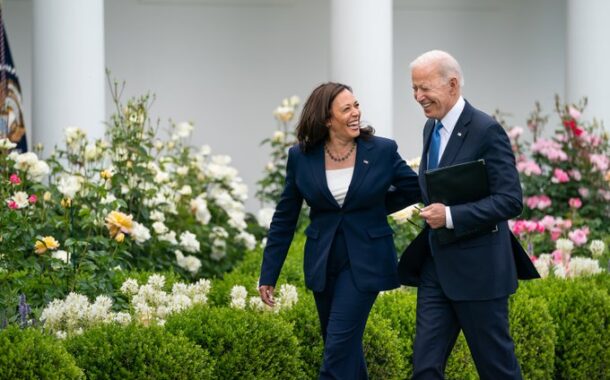 “É do melhor interesse do país eu desistir”. Biden fora da corrida à presidência