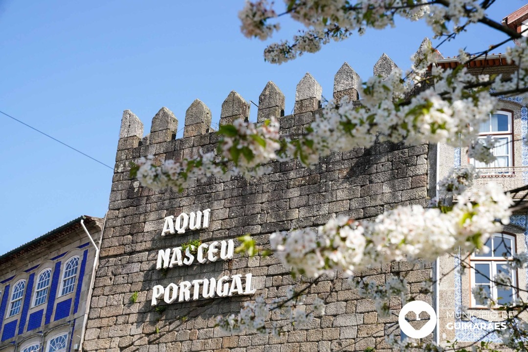 Já se pode ver Guimarães do alto da Torre da Alfândega