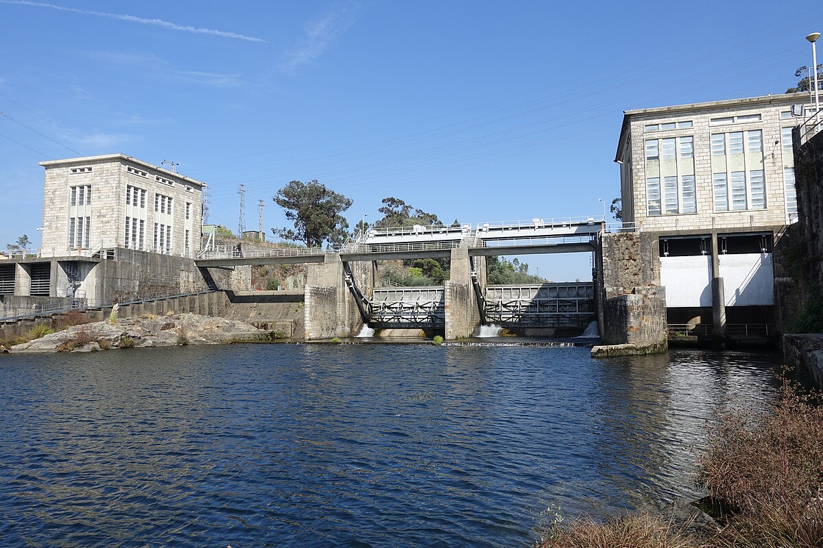 Câmara de Barcelos alerta para descargas na Barragem de Penide