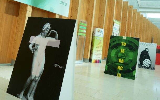 Exposição de posters do Projecto Tolerância patente na entrada principal do Hospital de Braga