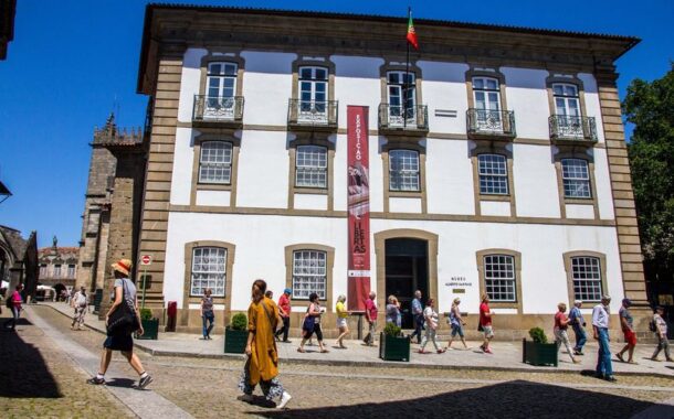 Museu Alberto Sampaio em Guimarães reabre ao público esta terça-feira