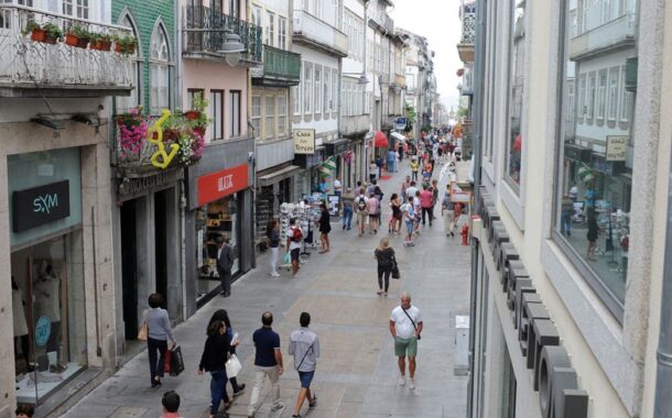 Associação Empresarial de Braga e sindicatos acordam em aumentos entre 45 e 70 euros