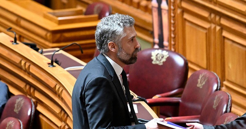 Pedro Nuno Santos Luís Montenegro trocam cartas em segredo