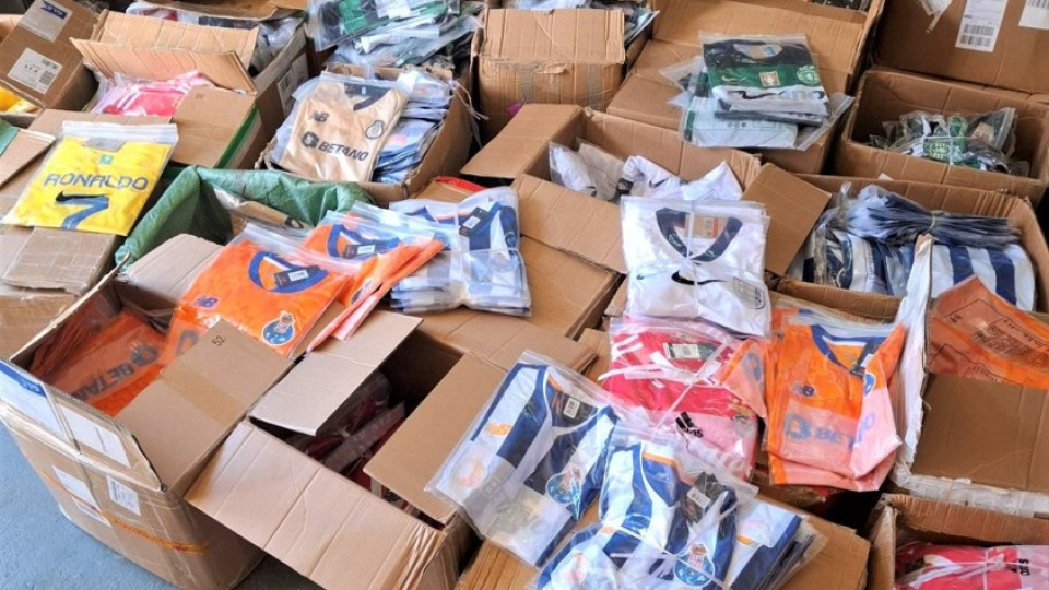 Três detidos e apreendidos mais de 10.000 artigos contrafeitos em Vila do Conde
