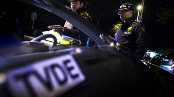 Jovens sequestram motorista TVDE cinco horas entre Porto e Ponte de Lima