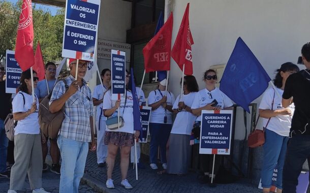 Greve dos enfermeiros com adesão de 60% a 70%