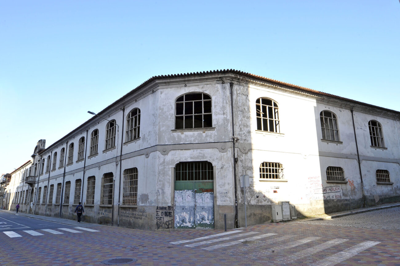 “Birra” de construtora põe em risco residência universitária na antiga fábrica Confiança em Braga