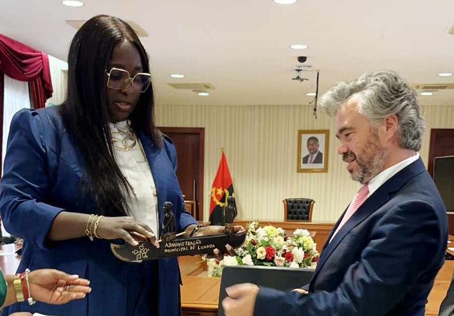 Braga prepara geminação com Luanda