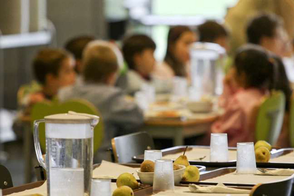 Braga quer Fisco a cobrar dívidas nas refeições escolares. Oposição contra Câmara convertida em “cobradores de fraque