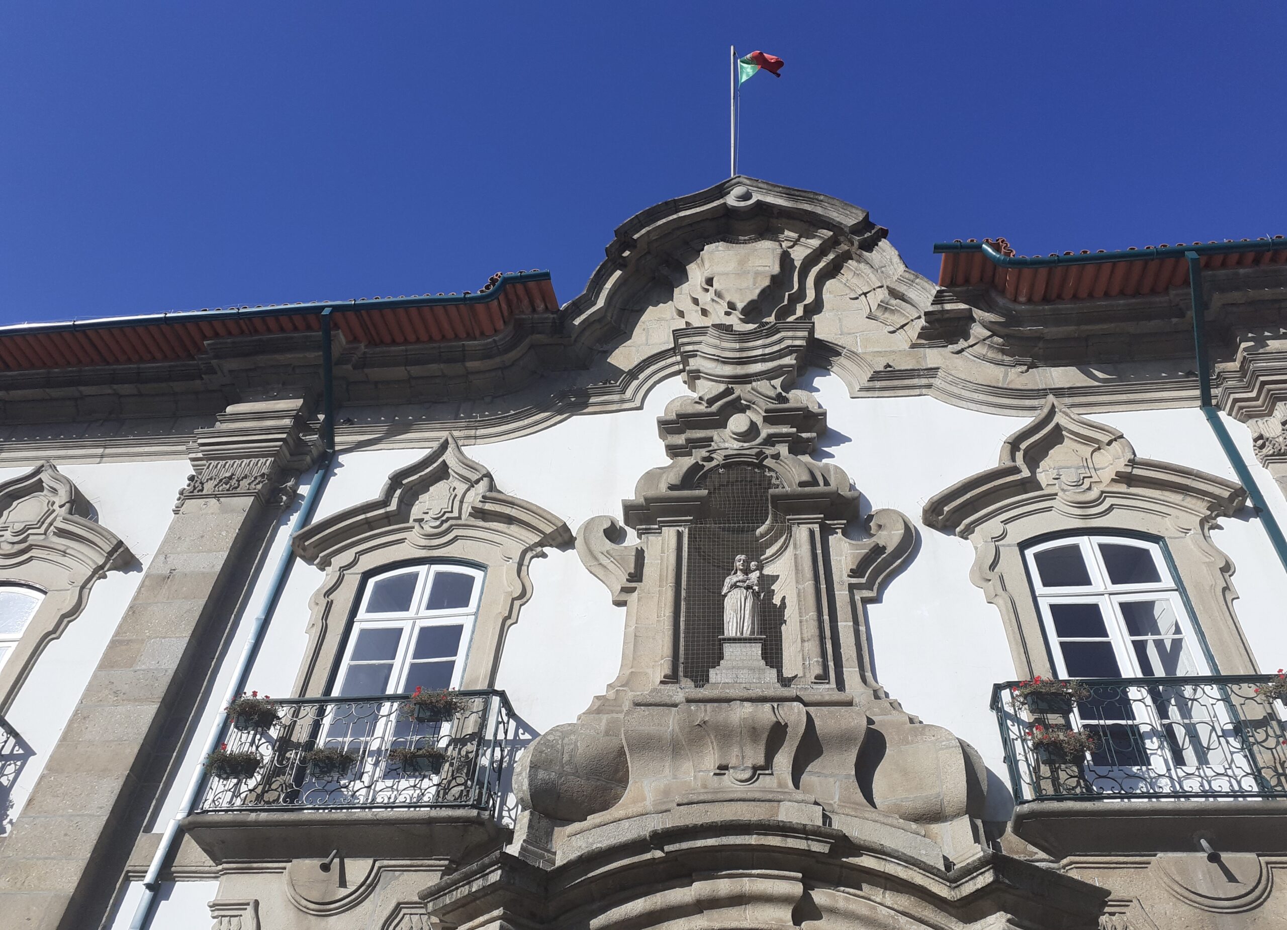 Câmara de Braga repudia fixação de tarifas de água por parte do regulador