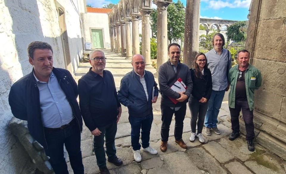 AMARES. PCP pede compromisso do Governo para fazer obras urgentes no Mosteiro de Rendufe