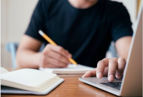 Guimarães abre candidatura a bolsas de estudos para estudantes em situação de vulnerabilidade 1 de Outubro