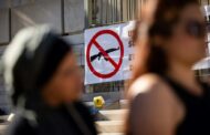 Adolescente de 15 anos é esfaqueado 50 vezes e queimado vivo em França