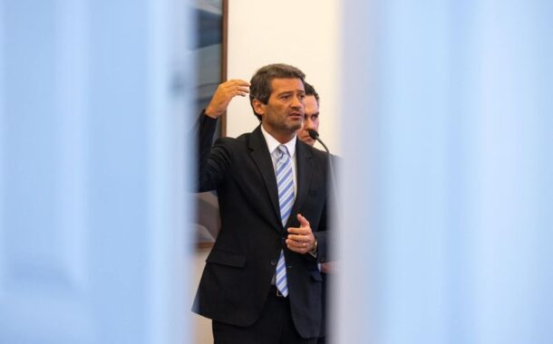 Ventura diz que Montenegro lhe ofereceu lugar no Governo em troca do ‘sim’ ao OE. Montenegro diz que é mentira