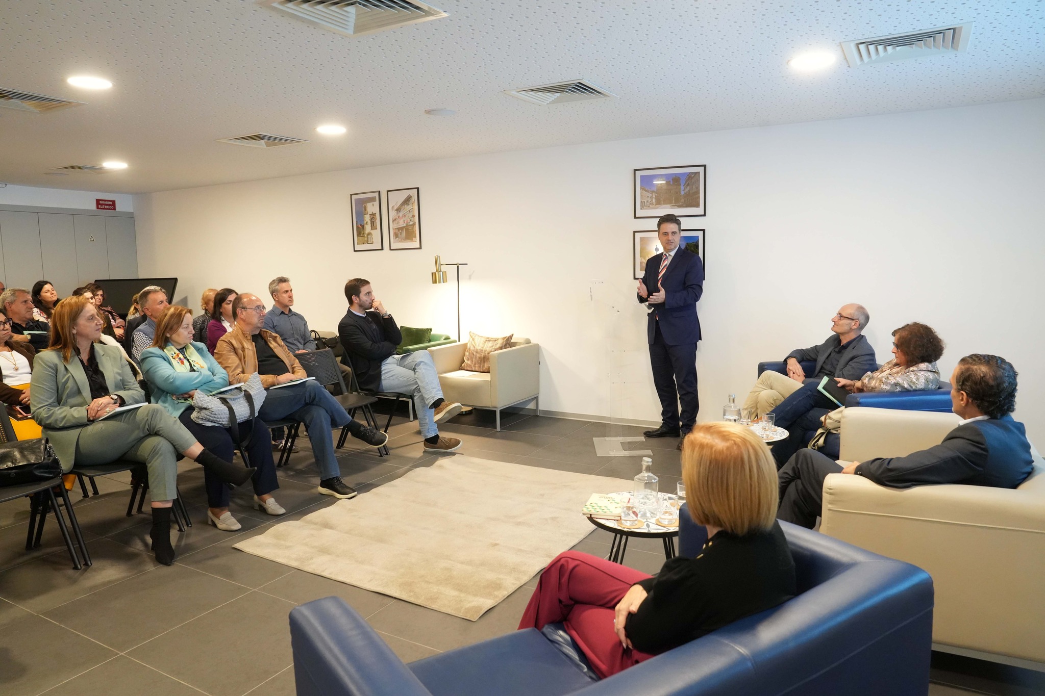 Apresentado livro ‘O Trabalho da Juventude e a Juventude face ao Trabalho. O caso dos jovens de Braga’