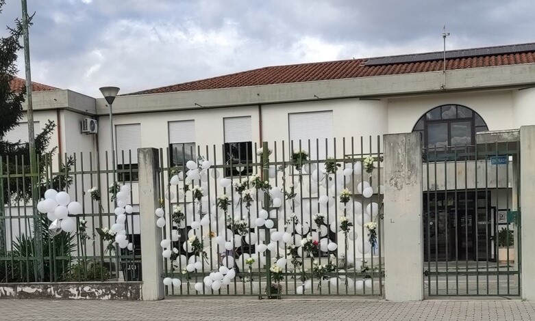 Guimarães. Comunidade educativa de vila de Ponte manifesta pesar pela morte do aluno Dinis Rodrigues
