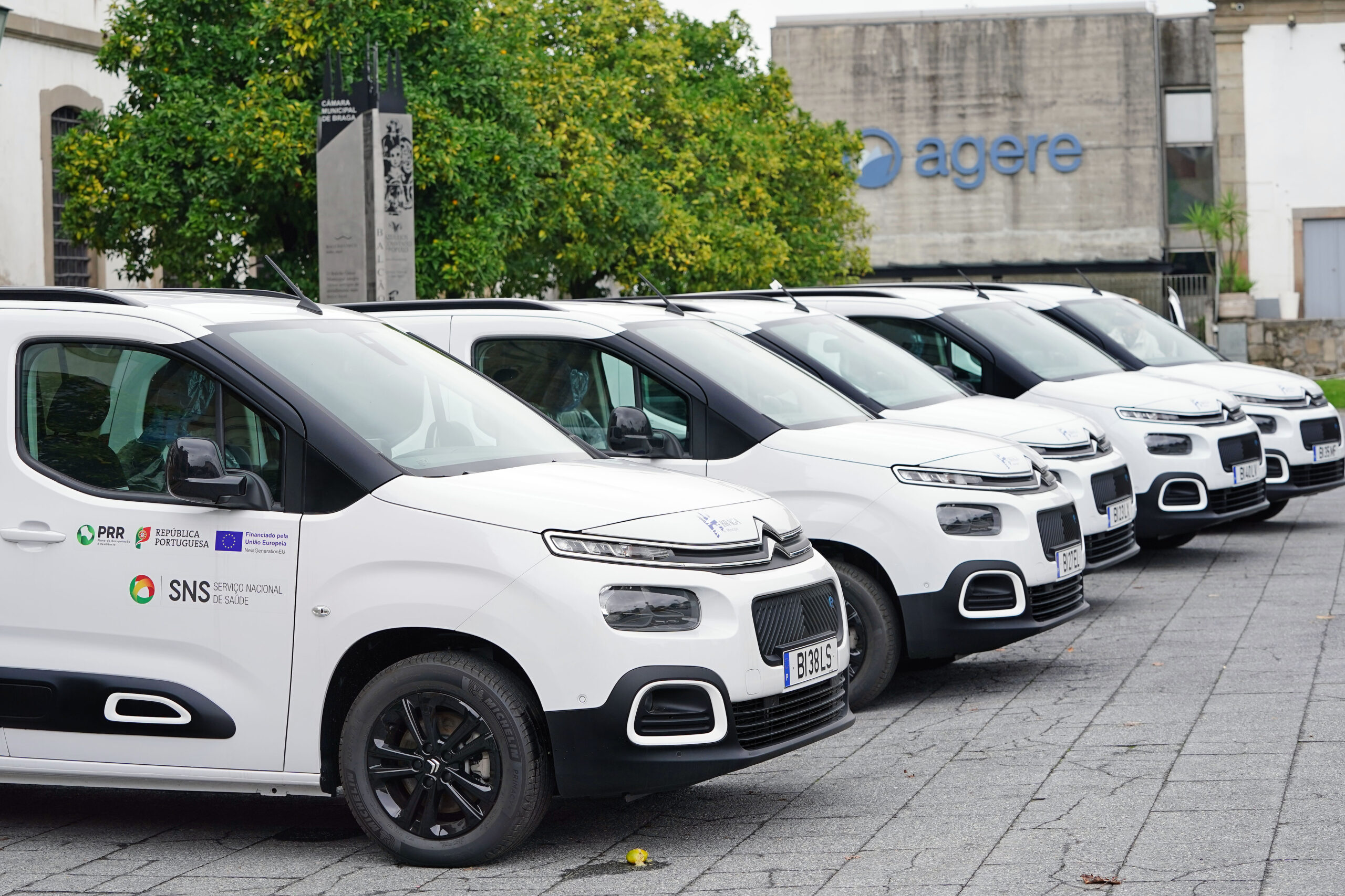 Unidades de Saúde de Braga reforçadas com novas viaturas eléctricas