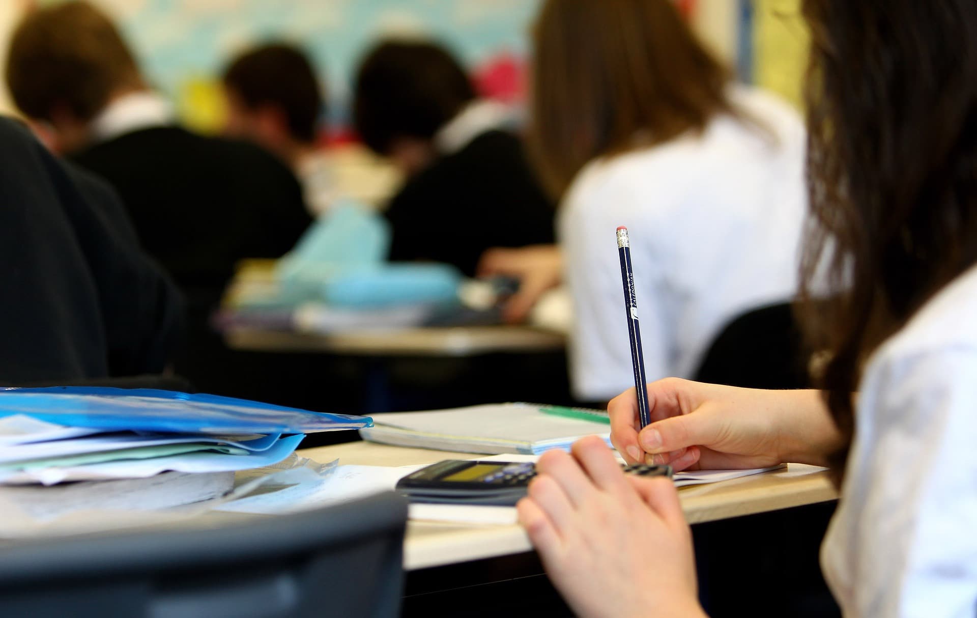 Guimarães abre candidaturas a bolsos de estudo