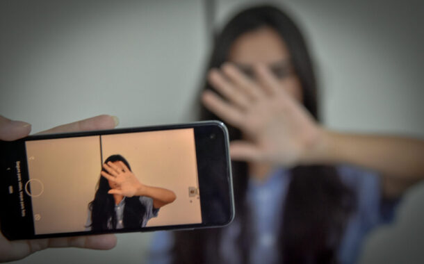 Bloco quer que partilha não consensual de imagens íntimas passe a crime público