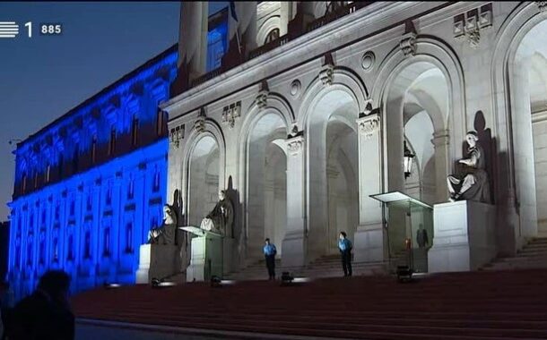 BE acusa direita de “hipocrisia insanável” por rejeitar iluminação da AR com cores palestinianas