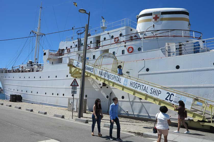 Navio-museu Gil Eannes volta aos estaleiros de Viana para manutenção