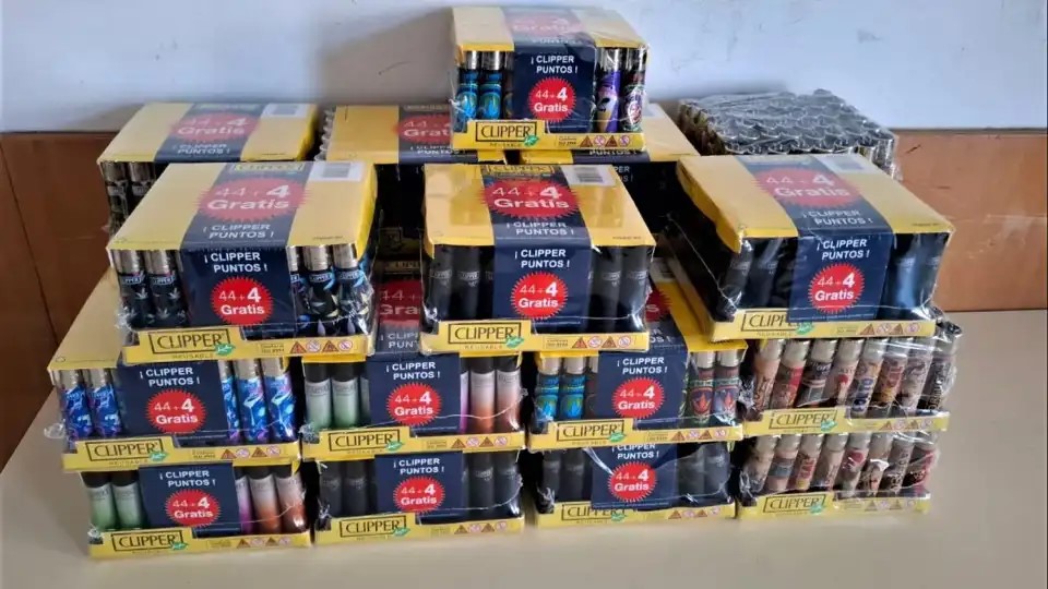 Apanhado com mais de mil isqueiros de contrafacção em Vila do Conde