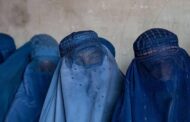 Nova regra talibã proíbe mulheres de ouvirem as vozes umas das outras