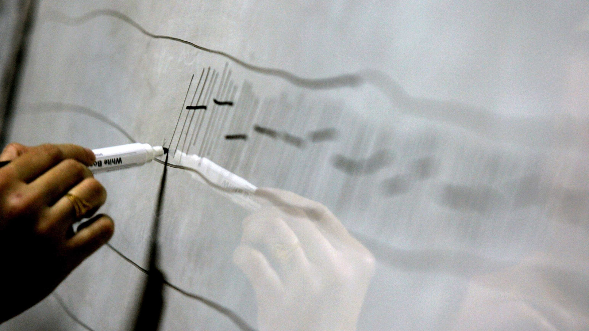 Linguagem de cariz sexual e palavrões tramam professor em Almeirim