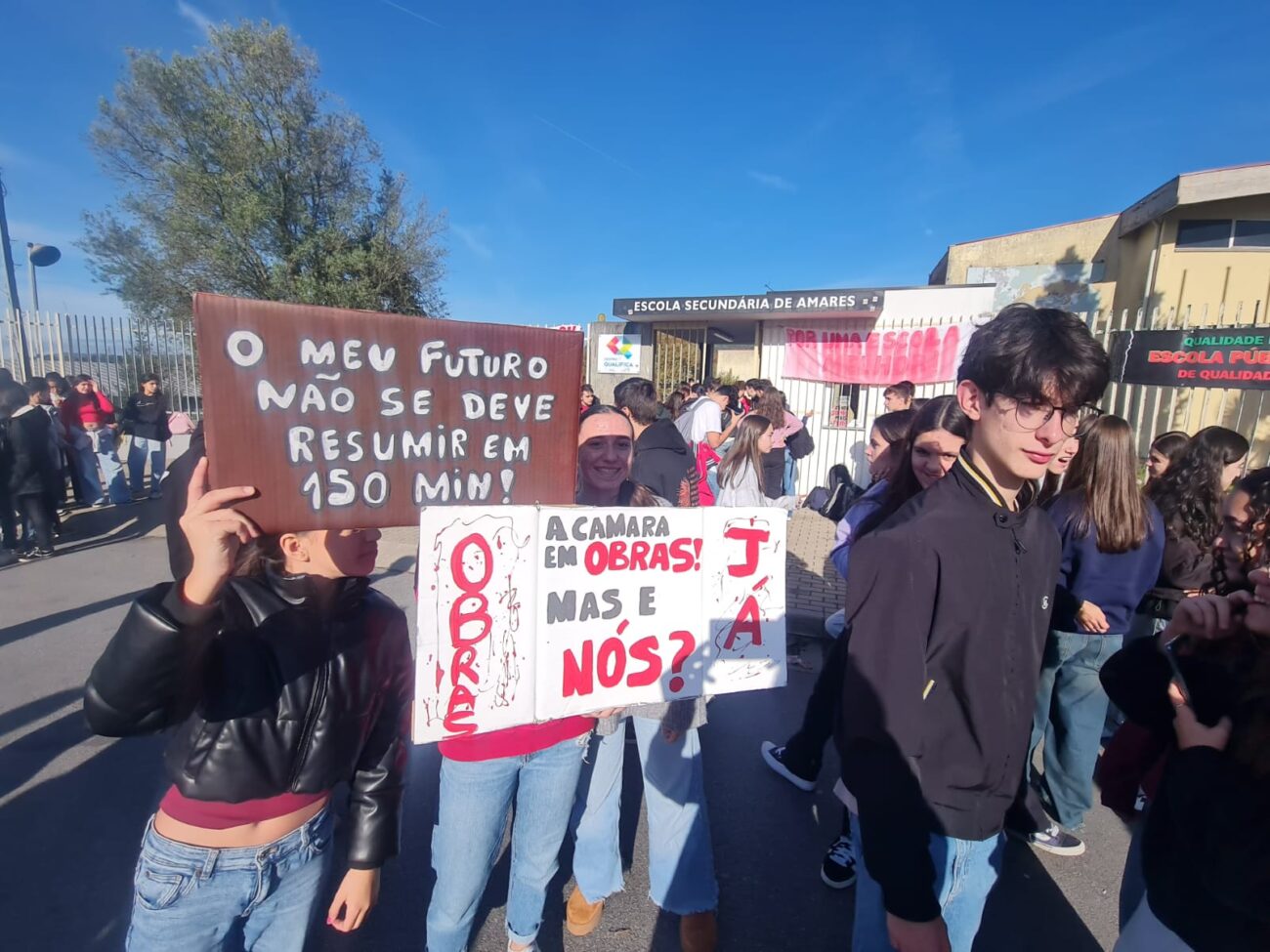 Alunos ‘revoltados’ e ‘cansados de esperar’ por obras na Escola Secundária de Amares