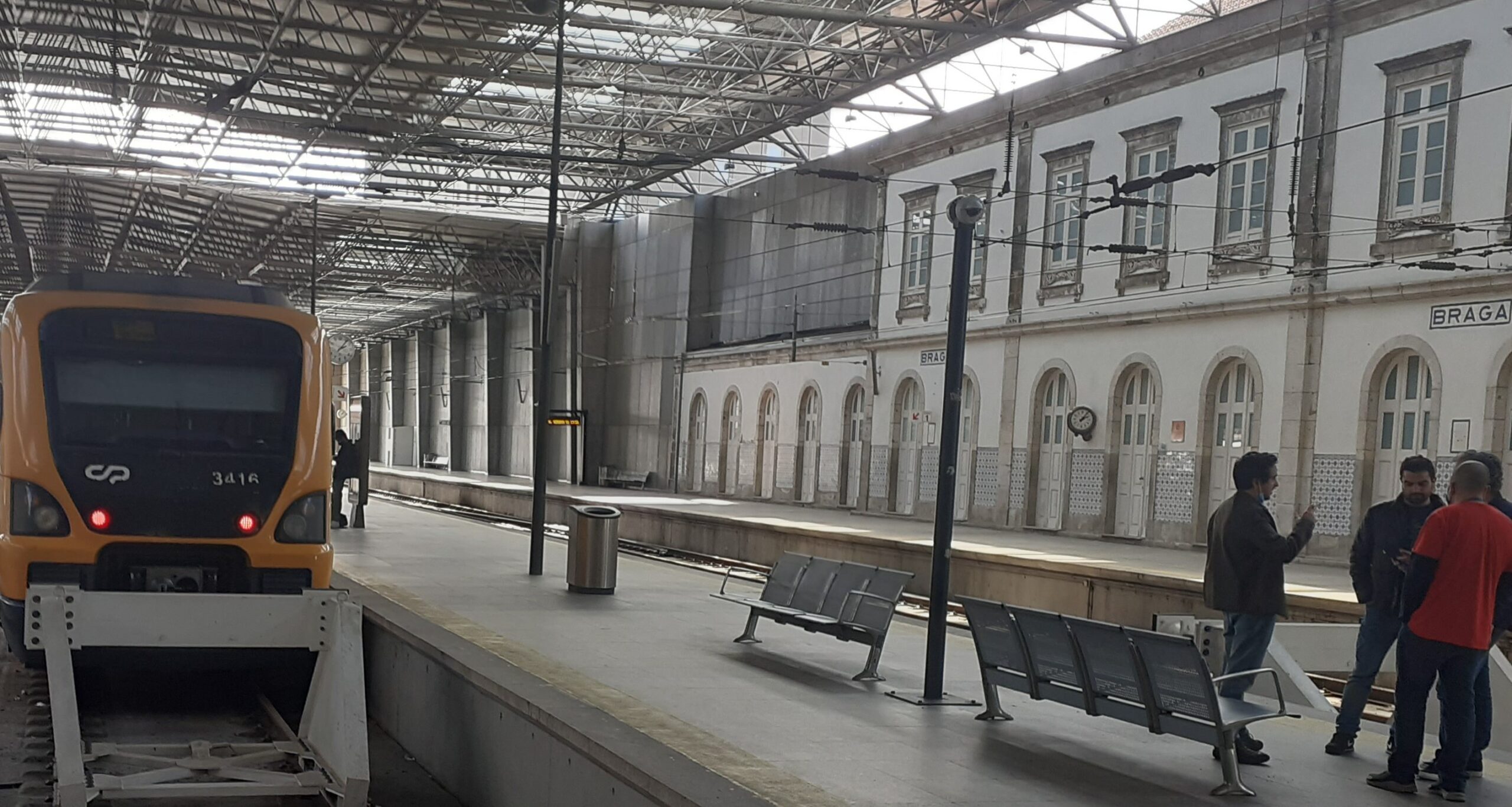 PCP propõe passe de 50 euros para viagens entre Braga e Porto