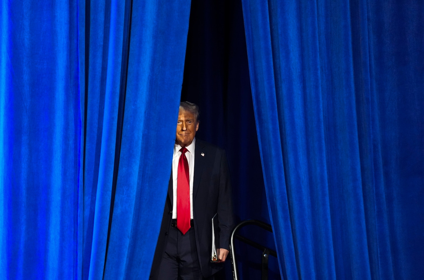 Que dizem os partidos sobre vitória de Trump