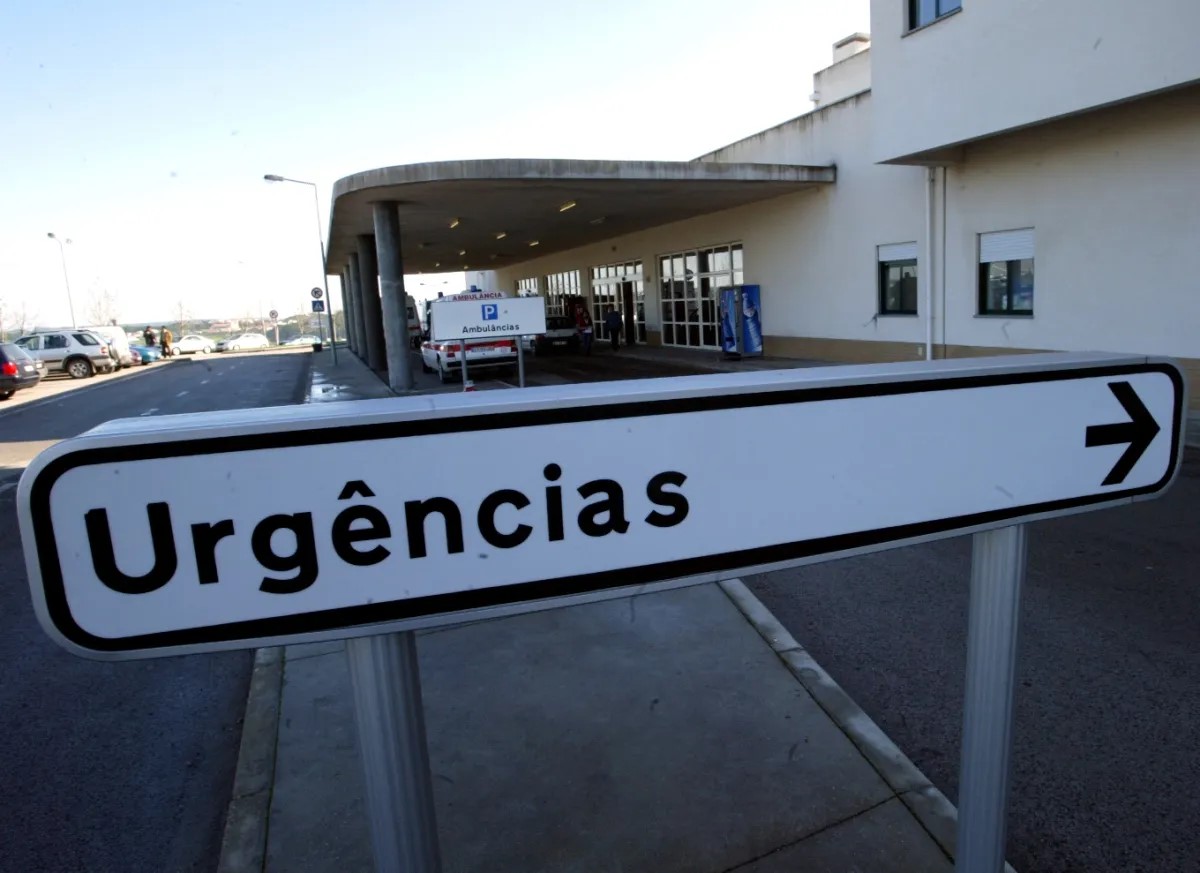 Urgência pediátrica de Viana transferida para contentores na próxima semana