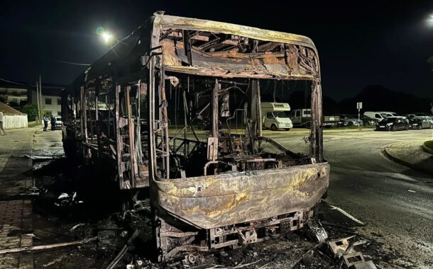 Motorista de autocarro incendiado em Lisboa já teve alta